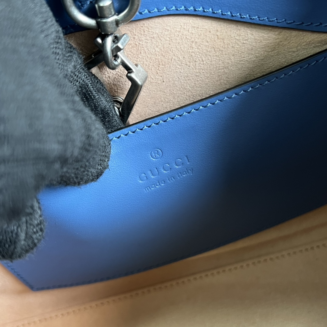Gucci Shopping Bags